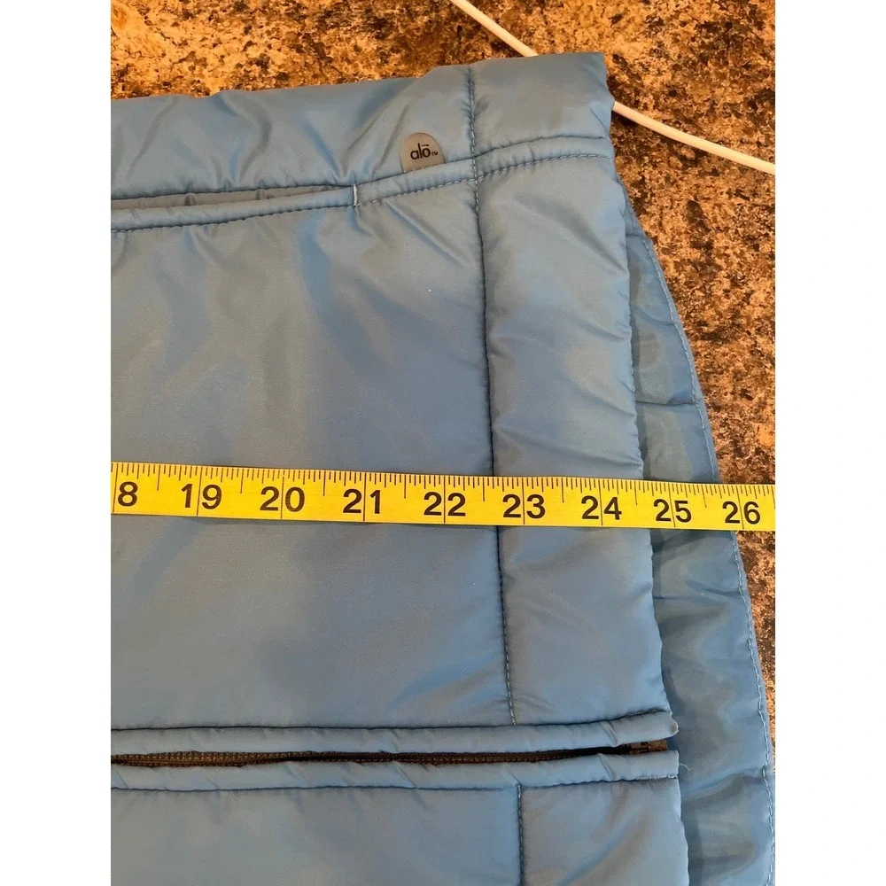 Alo Yoga Blue Lightweight Puffer Vest Athleisure Minimalist Medium‎